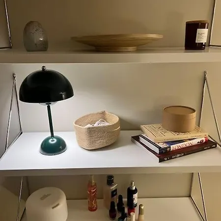 Apartment Koselig I Sentrum Av Med Byutsikt!