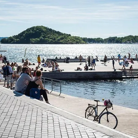 Koselig I Sentrum Av Med Byutsikt!