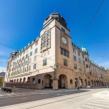 Koselig I Sentrum Av Med Byutsikt! 아파트 *