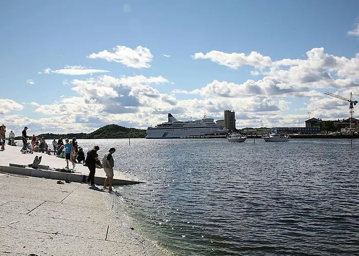 Koselig I Sentrum Av Med Byutsikt! Lejlighed