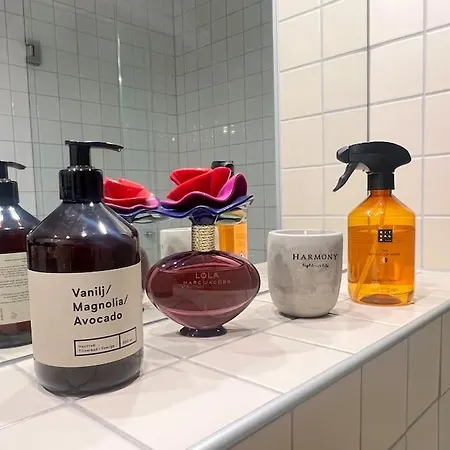 Koselig I Sentrum Av Med Byutsikt! 아파트 오슬로